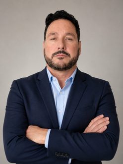 Taylor Campos, corretor de imóveis do Recanto dos Lagos