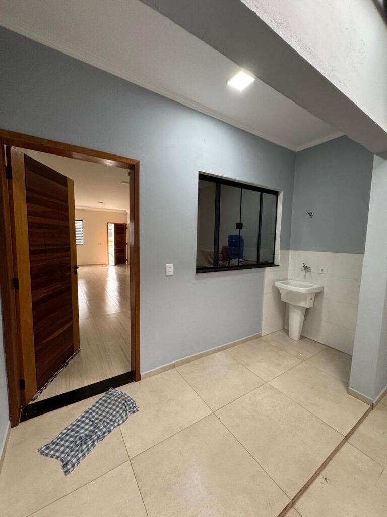 Venda – Casa no Bairro Parque dos Jatobás - Imagem 9