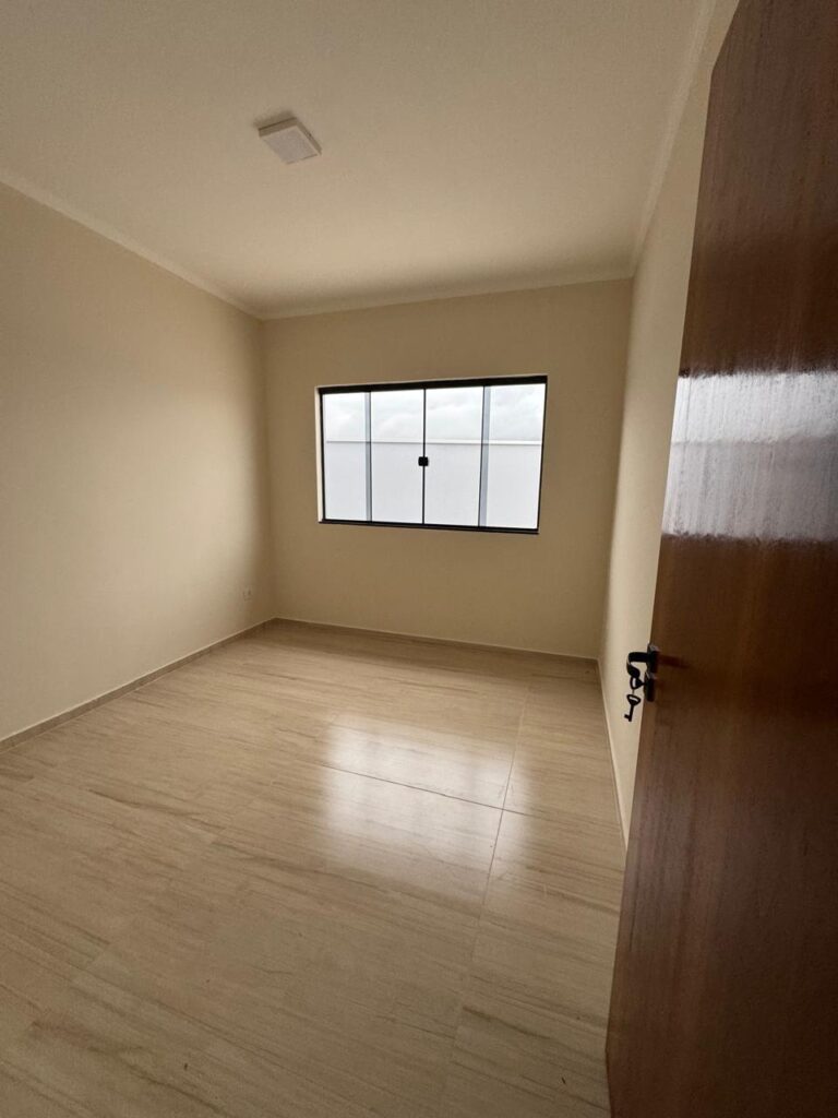 Venda – Casa no Bairro Parque dos Jatobás - Imagem 5