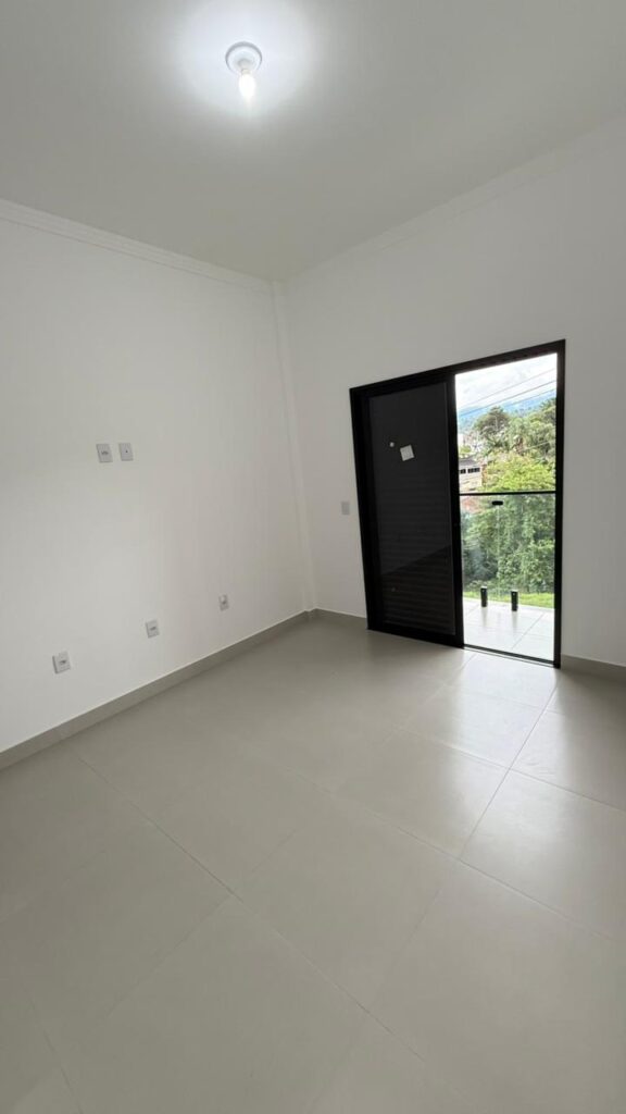 Venda – Casa no Bairro Extrema Ville - Imagem 13