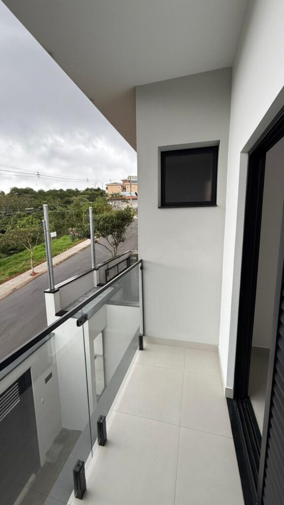 Venda – Casa no Bairro Extrema Ville - Imagem 19