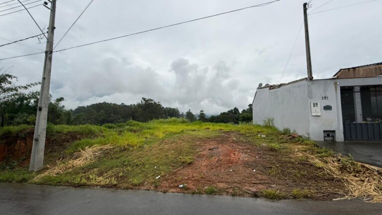 Venda – Terreno no Bairro Lisboa