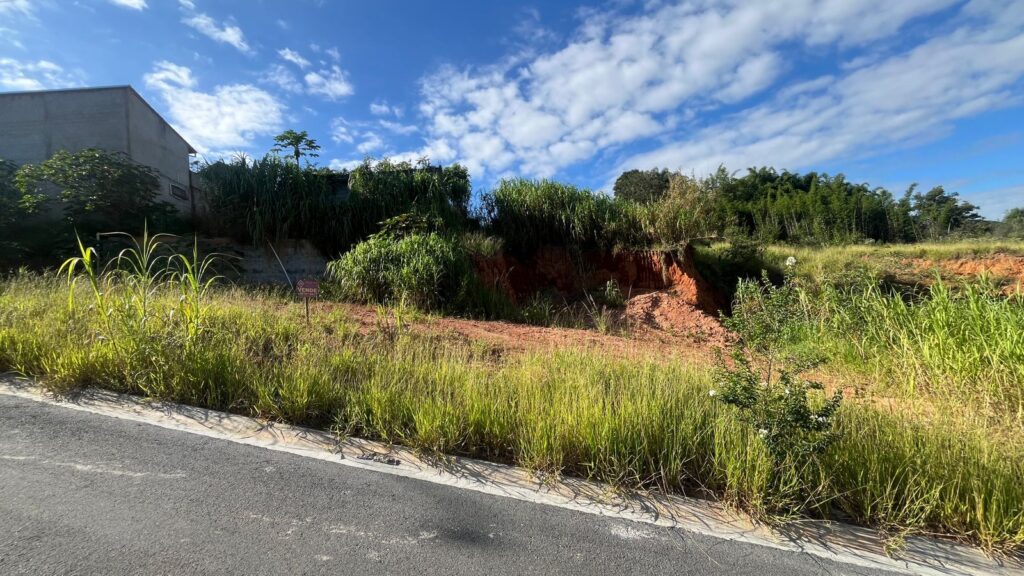 Venda – Terreno no Bairro Lisboa - Imagem 1