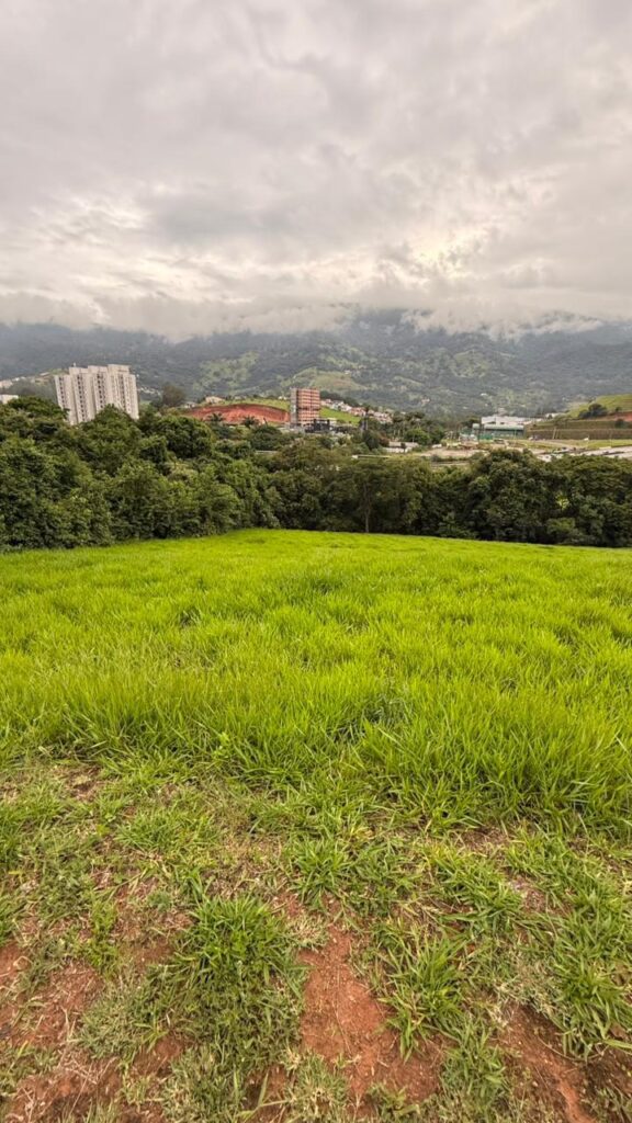 Venda – Terreno no Condomínio Recanto das Águas - Imagem 6