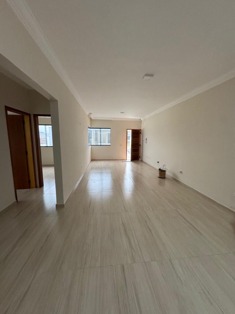 Venda – Casa no Bairro Parque dos Jatobás - Imagem 3