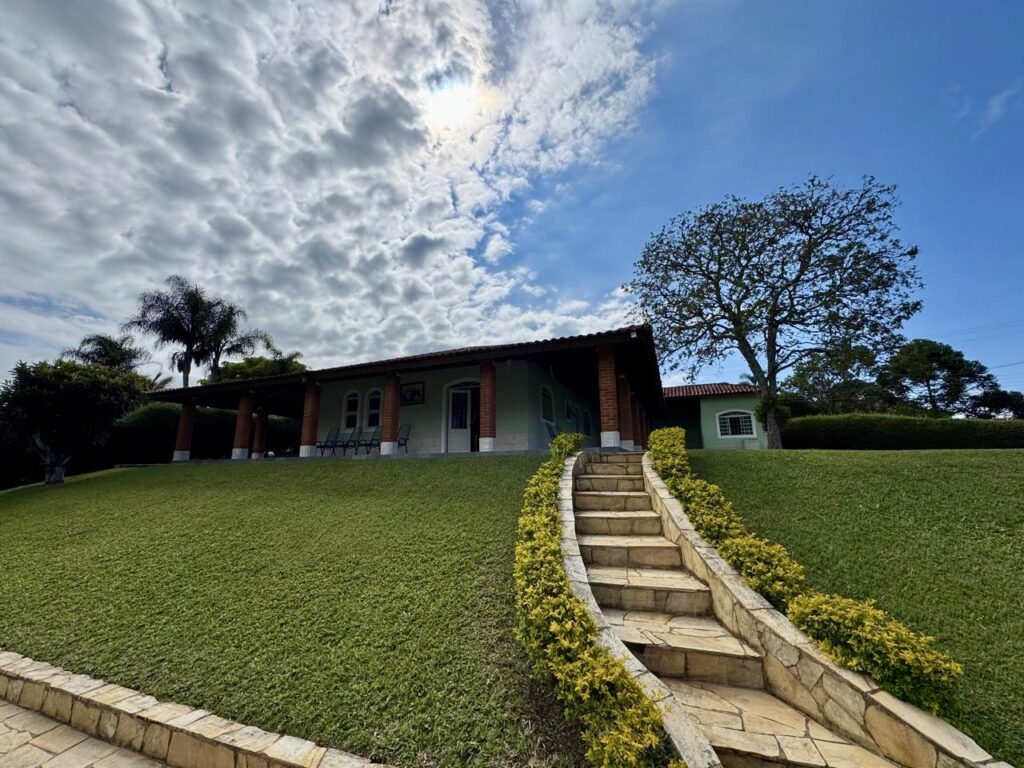 Venda – Chácara no Bairro dos Tenentes - Imagem 3