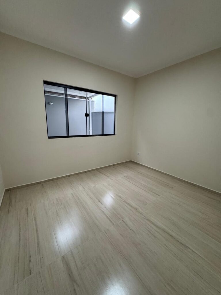 Venda – Casa no Bairro Parque dos Jatobás - Imagem 4