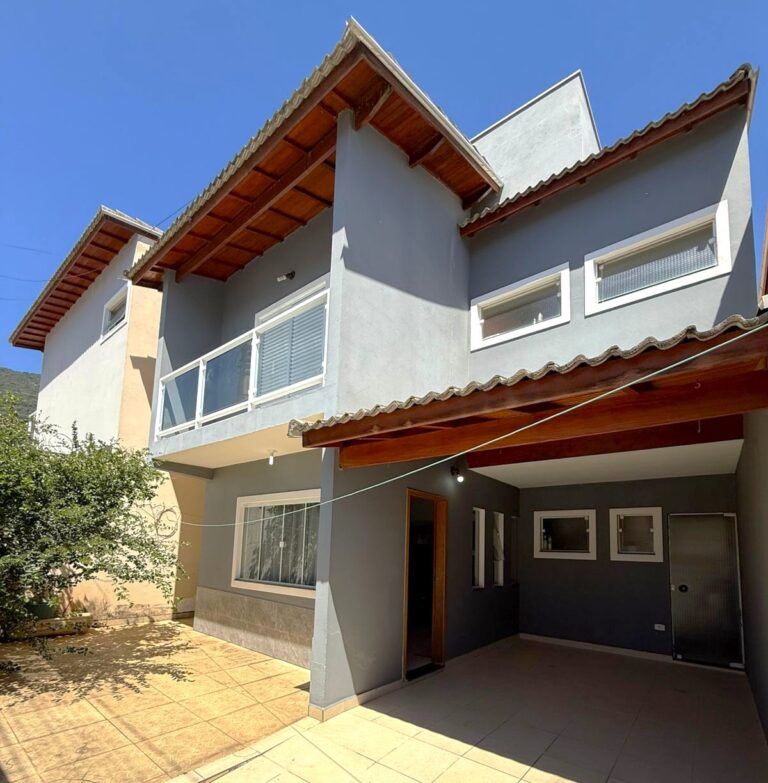 Fachada ou ambiente do imóvel: Venda – Casa no Bairro Centro