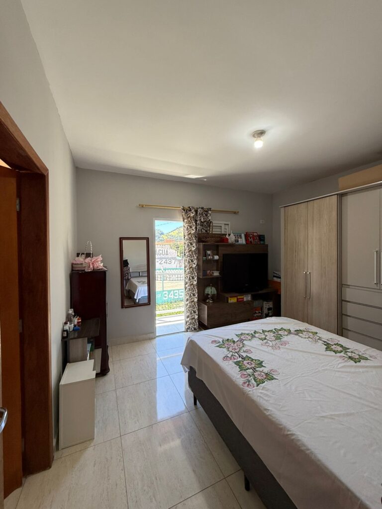 Venda – Casa no Bairro Centro - Imagem 8