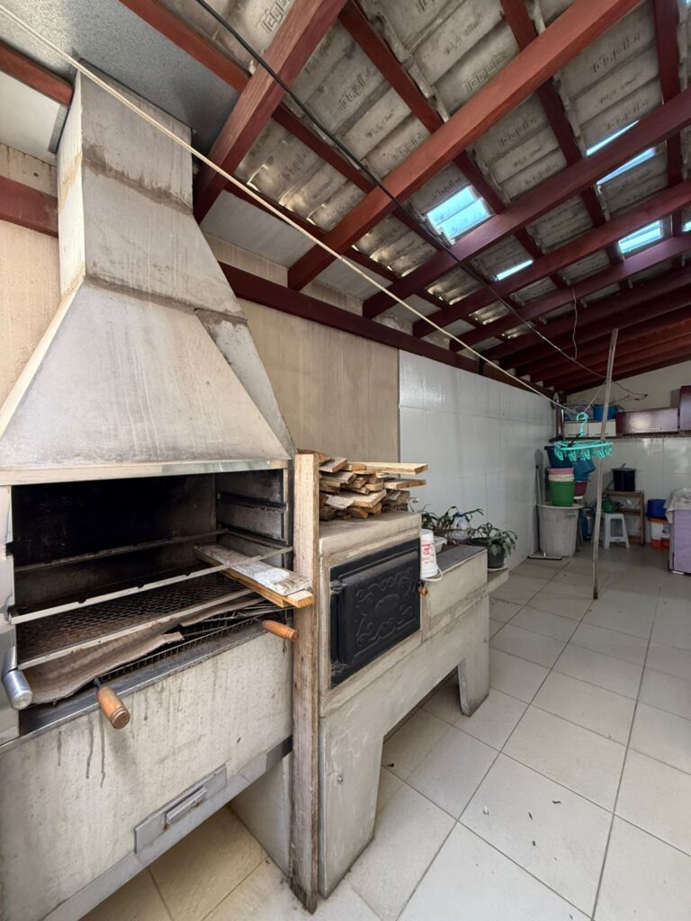 Venda – Casa no Bairro Centro - Imagem 4