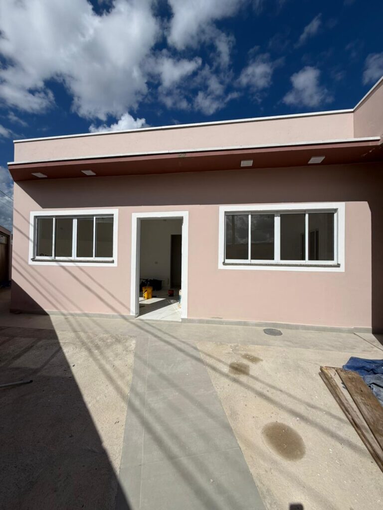 Venda / Locação – Casa no Bairro Recanto do Sol - Imagem 1