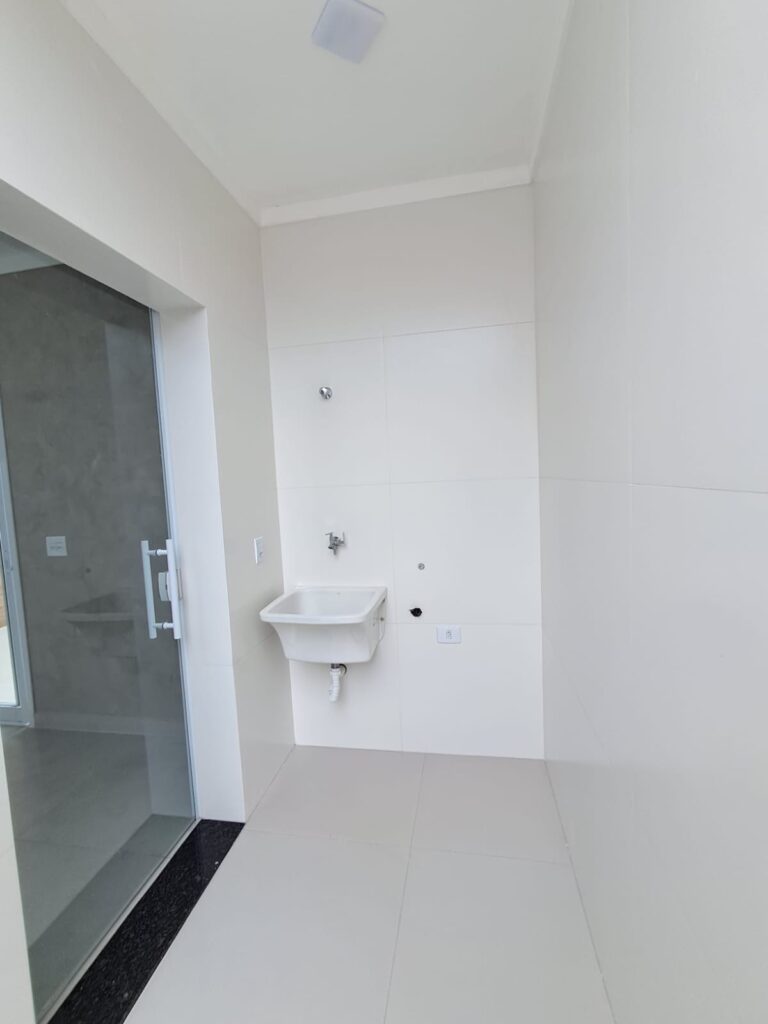 Venda – Casa no Bairro Sierra - Imagem 12