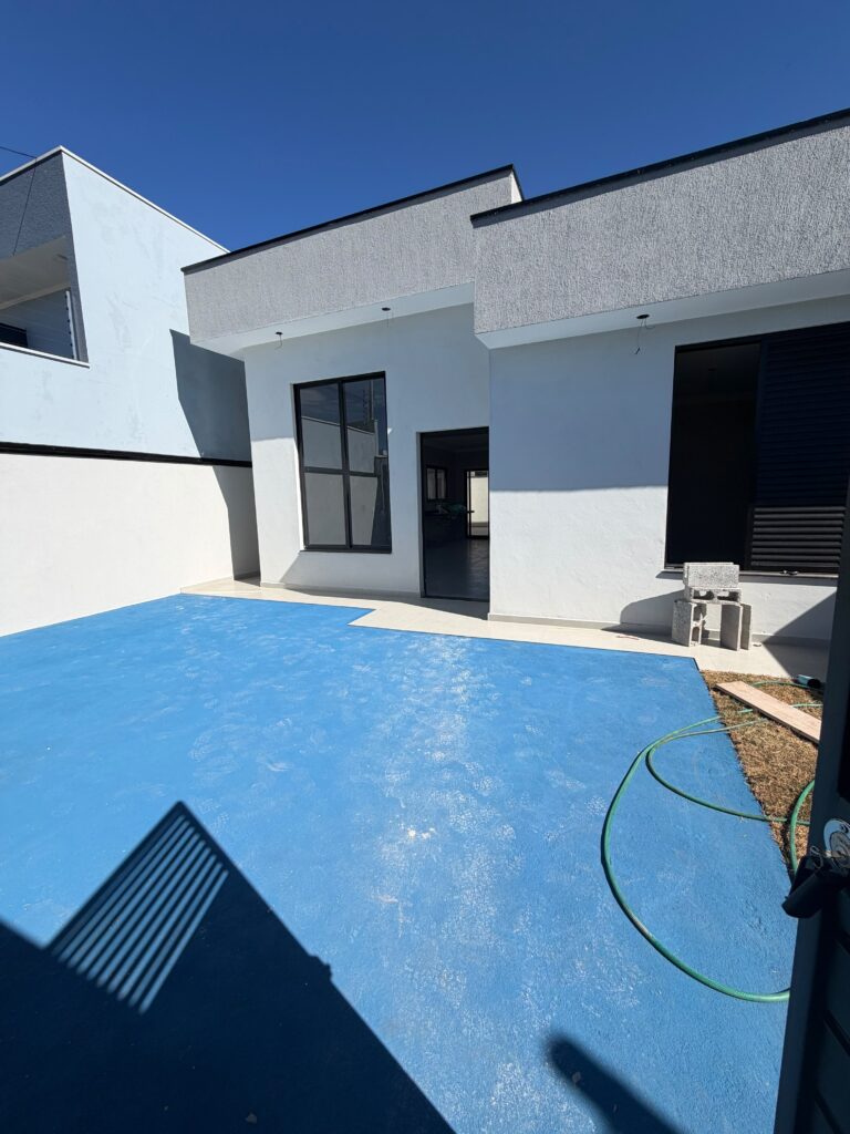 Venda – Casa no Bairro Sierra - Imagem 1