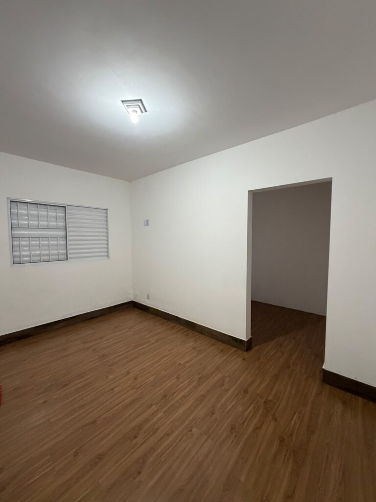 Venda / Locação – Casa em Chácara no Bairro Mantiqueira - Imagem 9