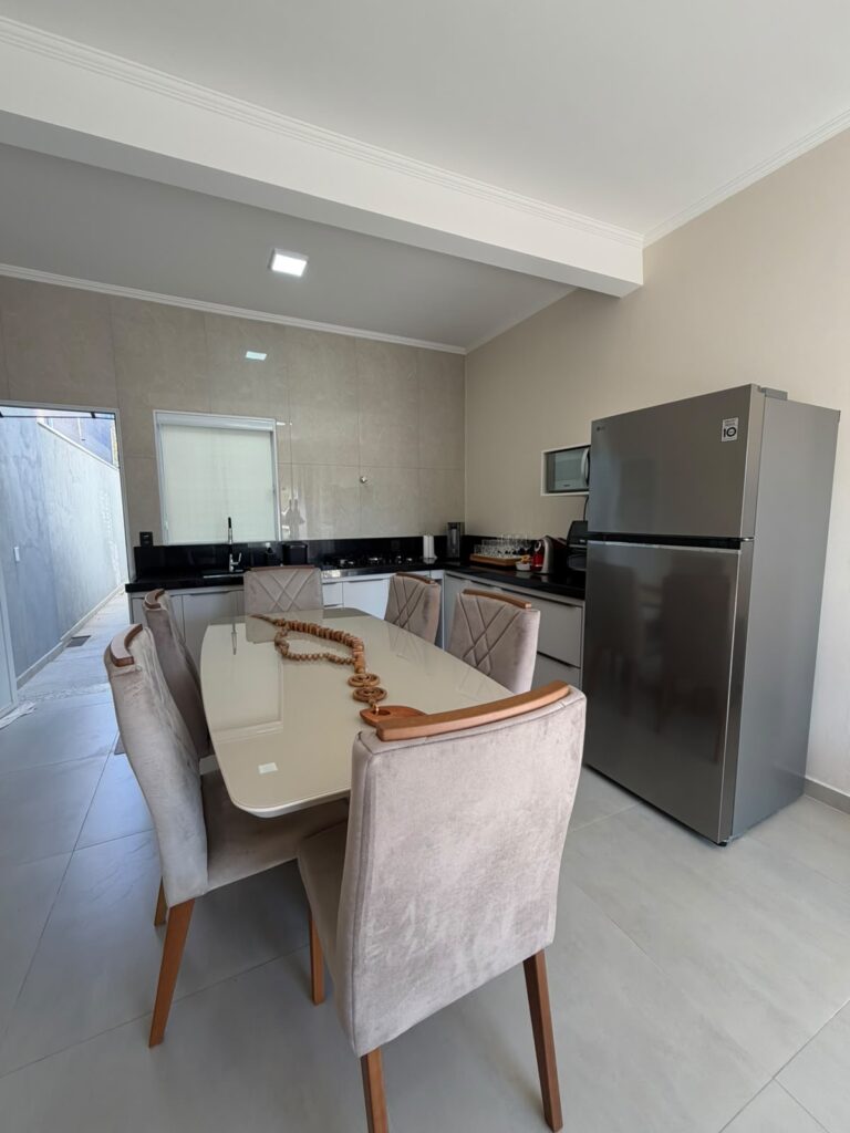 Venda – Casa Mobiliada no Bairro Manacás - Imagem 2
