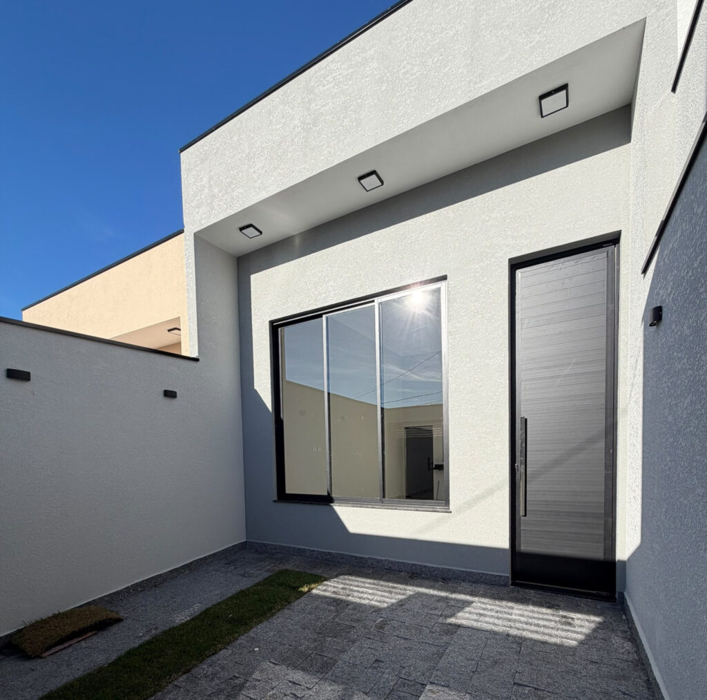 Venda – Casa no Bairro Manacás - Imagem 1