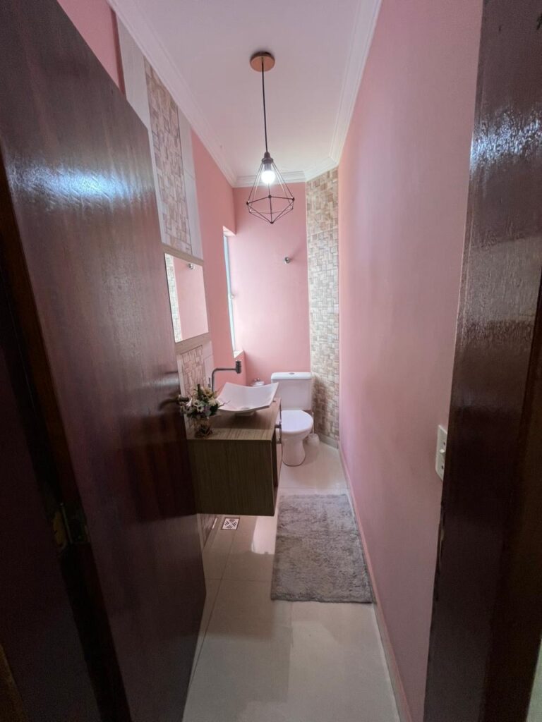 Venda – Casa no Bairro Extremaville - Imagem 11