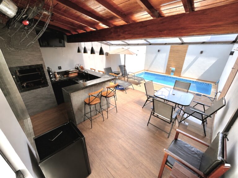 Venda – Casa no Bairro Extremaville