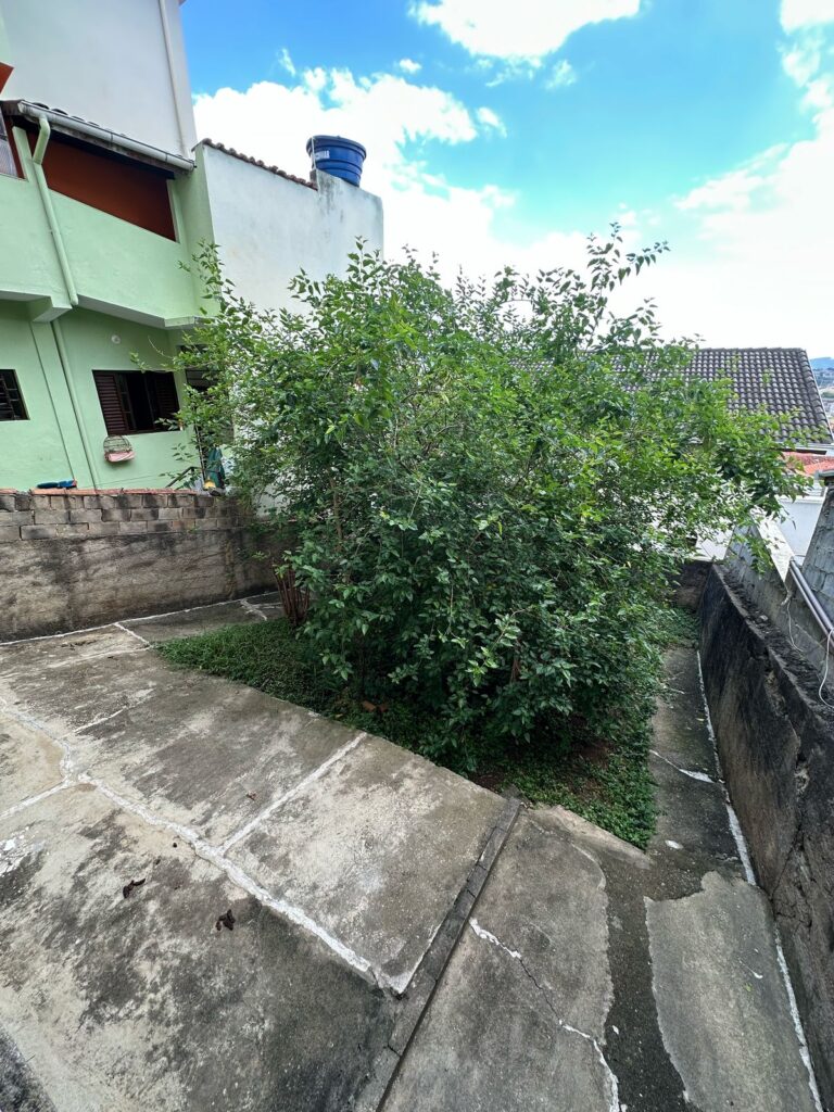 Venda – Casa ou Ponto Comercial no Bairro Centro - Imagem 25