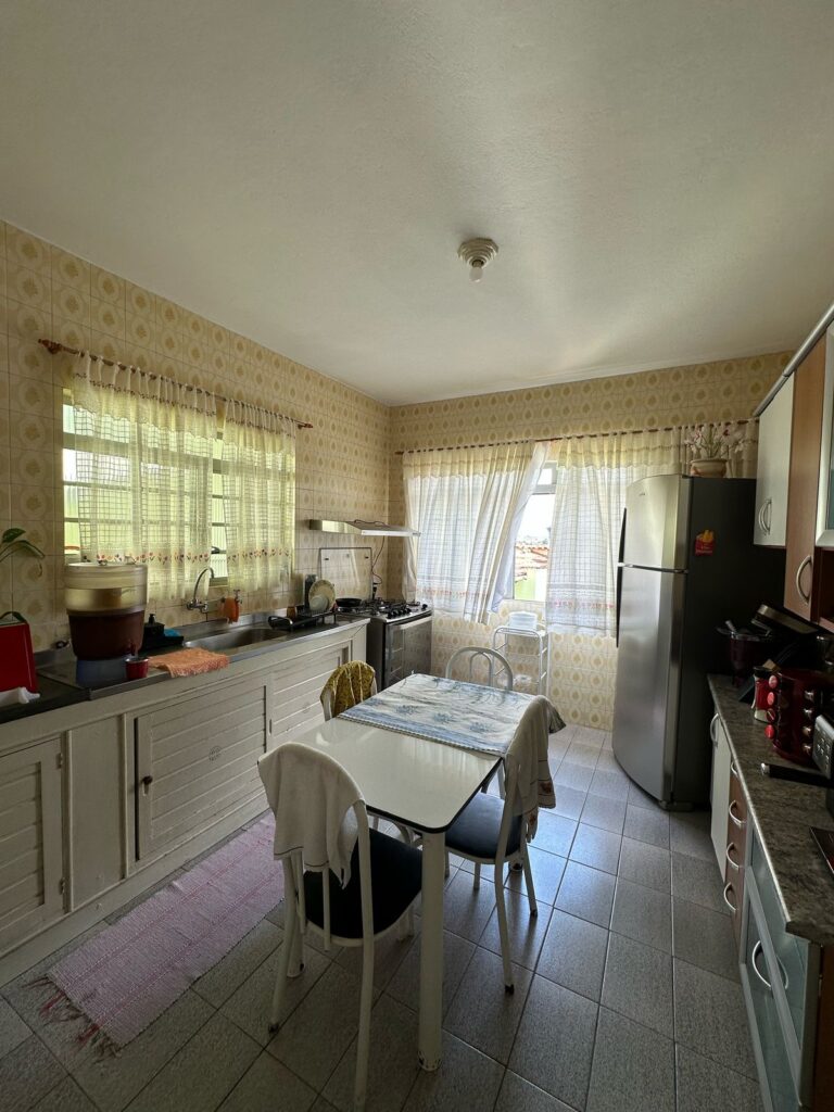 Venda – Casa ou Ponto Comercial no Bairro Centro - Imagem 10