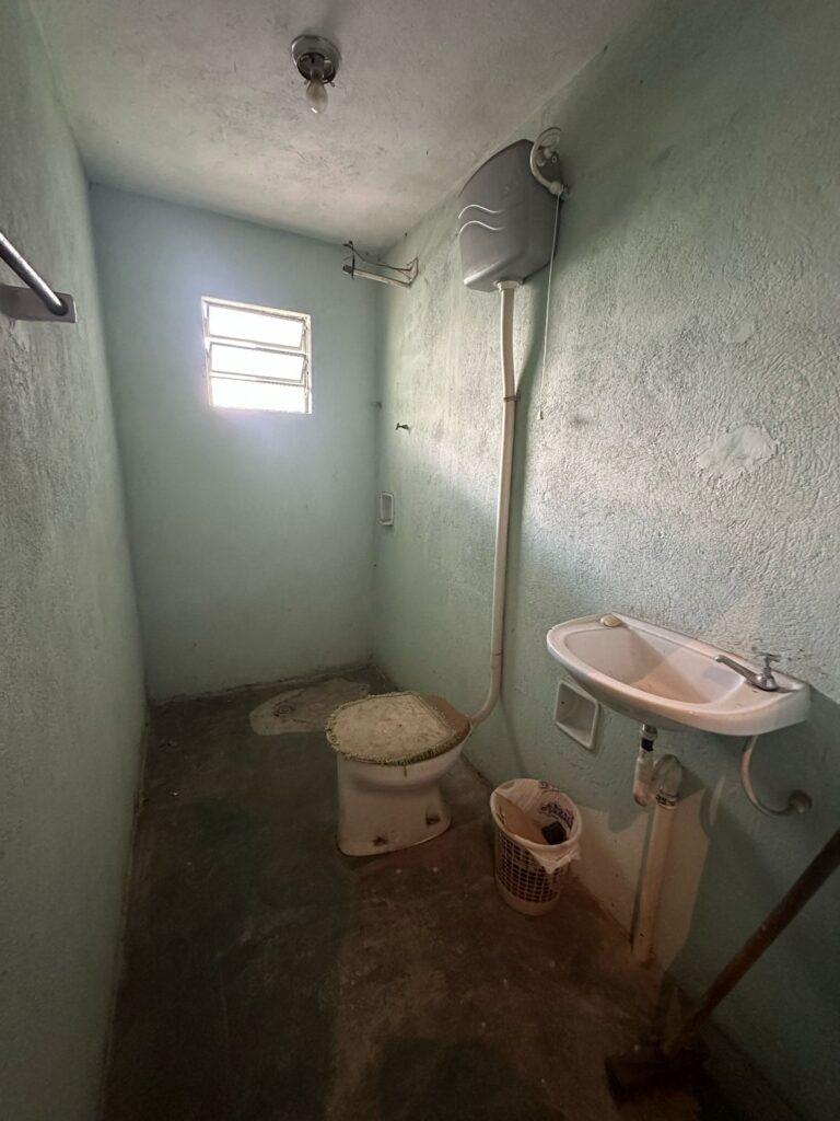 Venda – Casa ou Ponto Comercial no Bairro Centro - Imagem 24