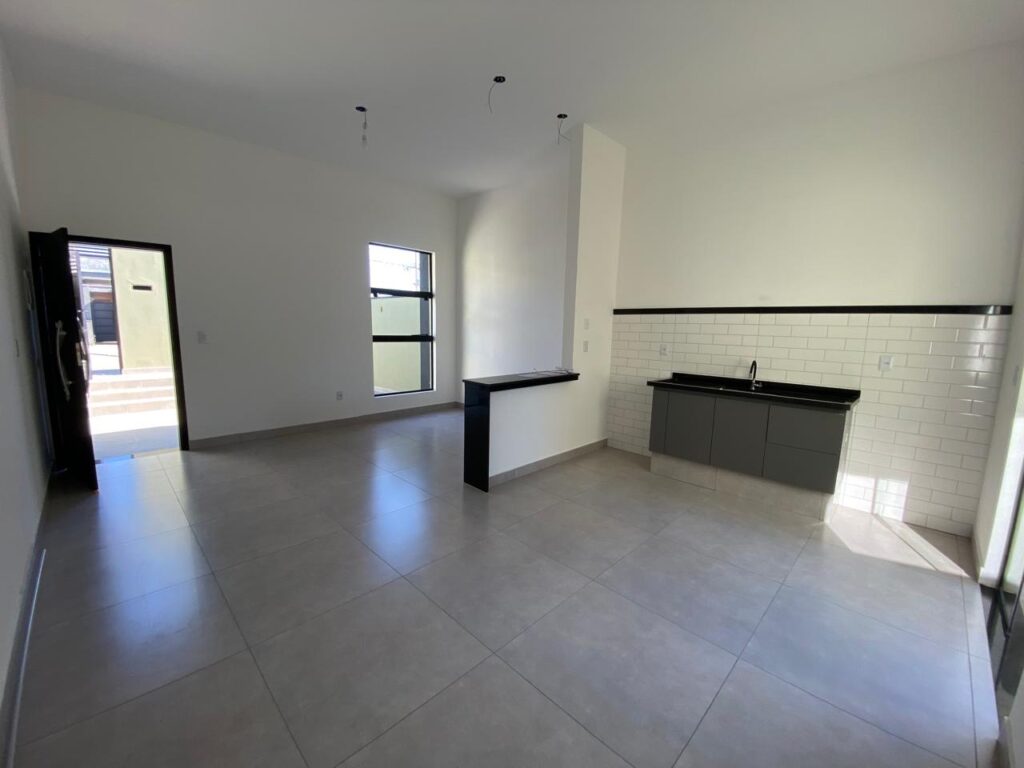 Venda – Casa no Bairro Manacás - Imagem 2