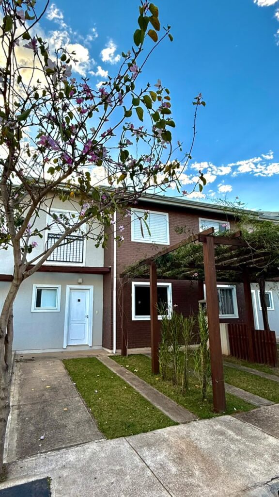Venda – Casa no Condomínio HM Select - Imagem 1