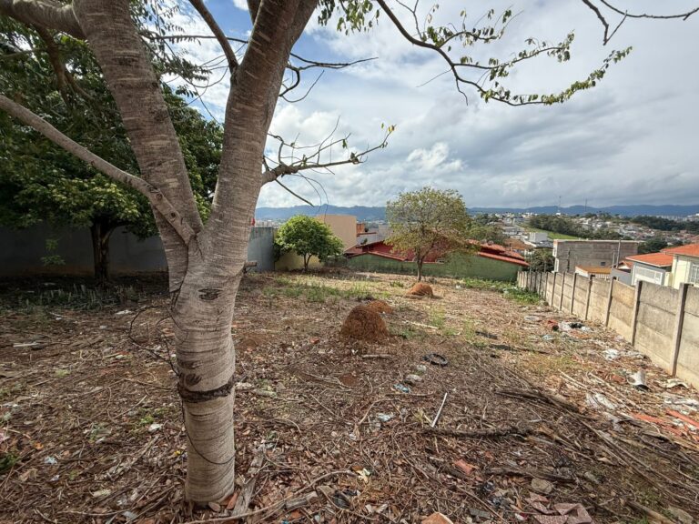 Imagem do Imóvel: Venda – Terreno no Bairro Jardim São Cristóvão