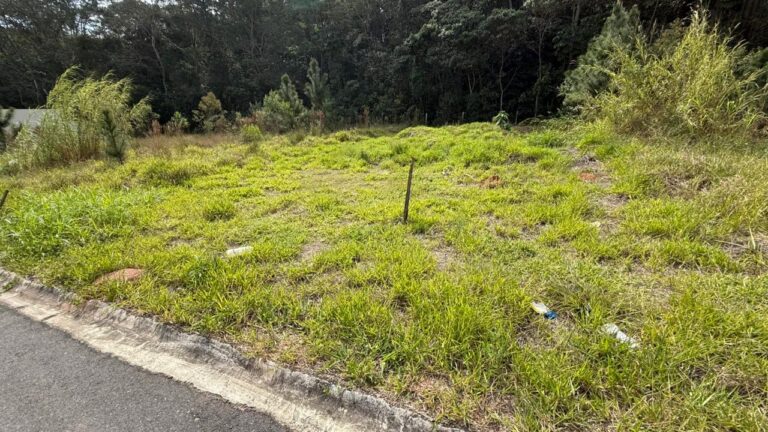 Fachada ou ambiente do imóvel: Venda – Terreno no Bairro Lisboa