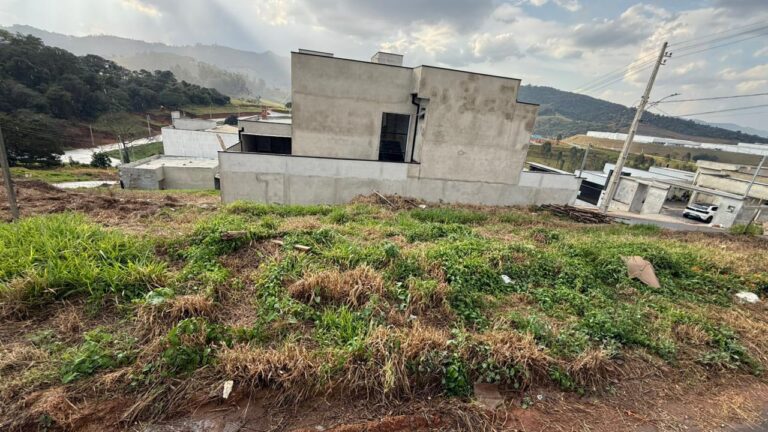 Venda – Terreno no Bairro Sierra