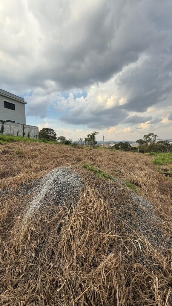Venda – Terreno no Bairro Sierra - Imagem 4